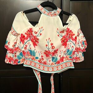 Summer blouse! Cold shoulder style